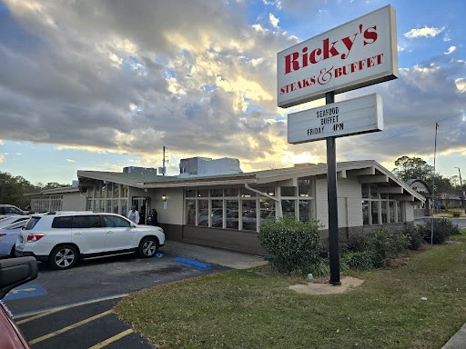 Ricky's Steak and Buffet photo 9